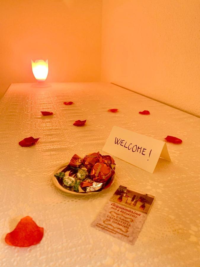 Bed & Breakfast Acquamarina Castro  Buitenkant foto